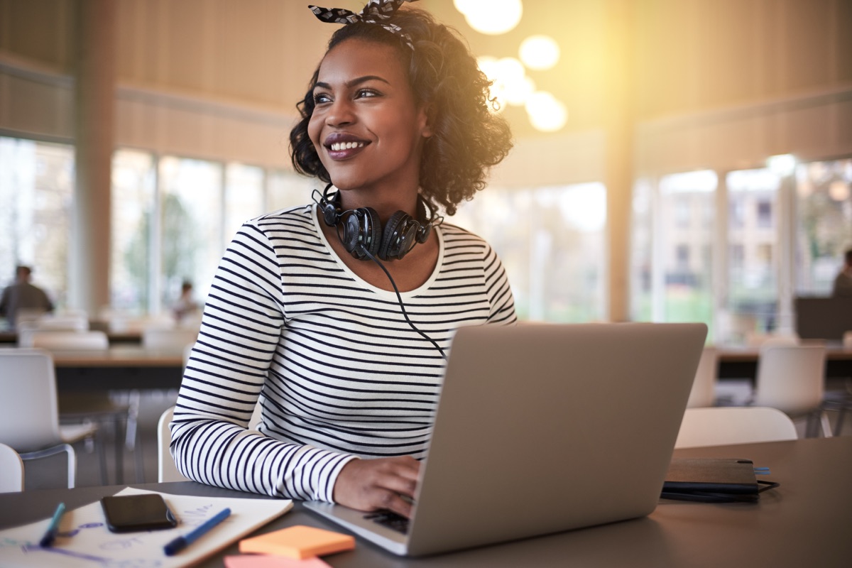 Navigating the Apartment Application Process: A Step-by-Step Guide